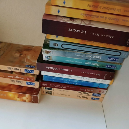 French books used, pack of 17