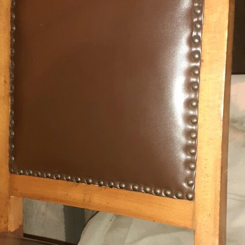 Vintage dining chairs used, set of 6, wooden leather with carved legs