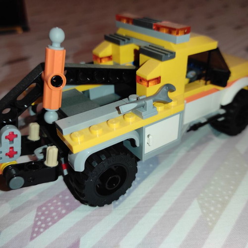 Lego City 60258 like new with instructions without box