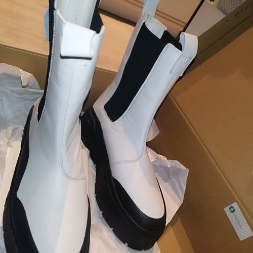 Puma Mayze Stack Chelsea boots new, size 41, black and white