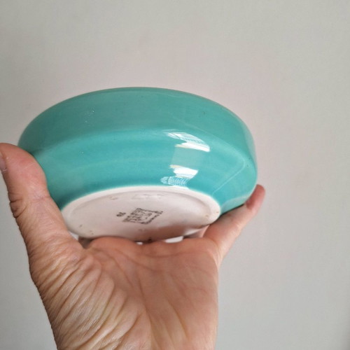 Kerameikos Aura cigarette ashtray in excellent condition with unique vintage color