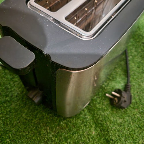 Toaster used, stainless steel