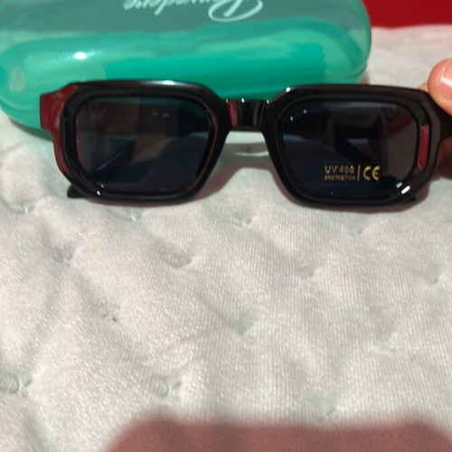 Pervedere sunglasses black one size new with certified lens