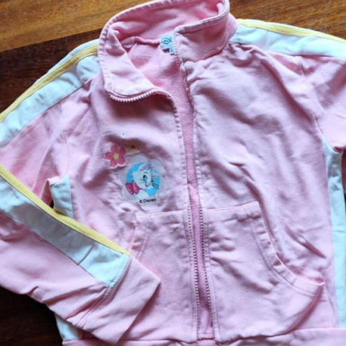 Set of cotelé pants and two Disney jackets like new