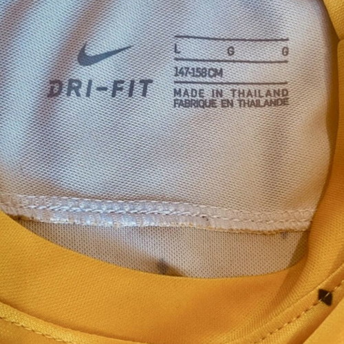 Nike Neymar Jr Dri-Fit T-Shirt like new, kids size L 147-158