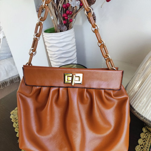 Tan handbag/shoulder bag faux leather new, vintage style