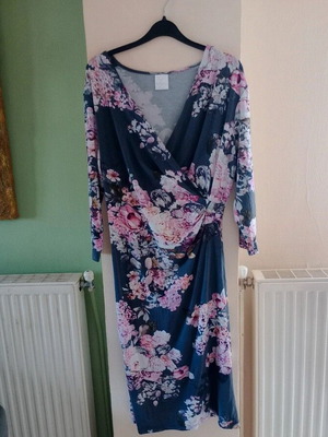 Dress like new, size L / 40 / 12