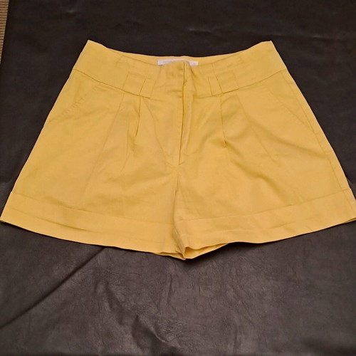 Penny Sabbado women's yellow shorts used, size M