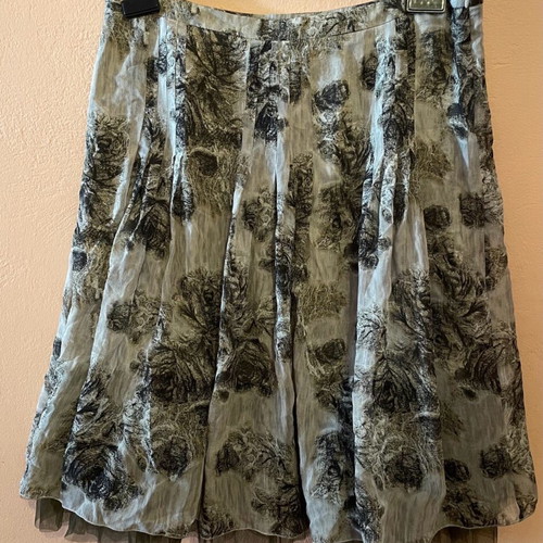 Marella skirt in medium, color olive, gray, white for all seasons