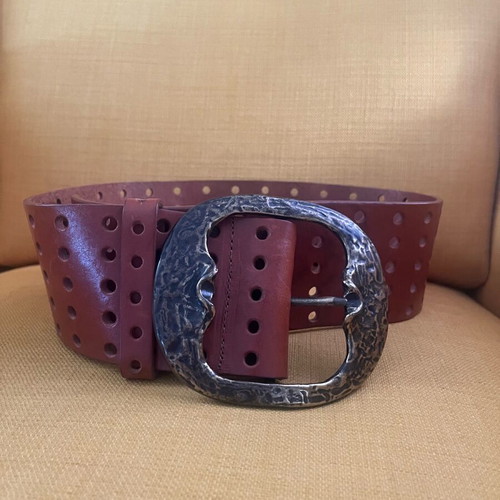 Leather belt like new, brown, size 90