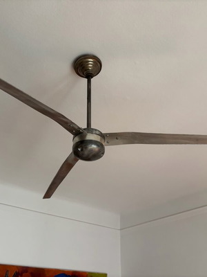 Vintage ceiling fan like new, old style