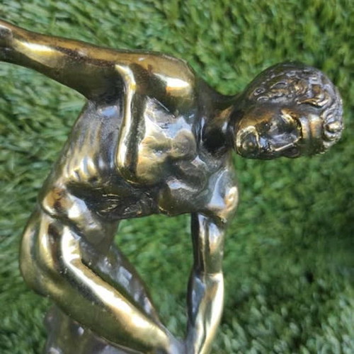 Discobolus of Myron bronze with marble base 22.5 cm like new