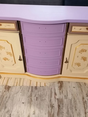 Antique buffet used with 7 drawers and 2 lockable cabinets