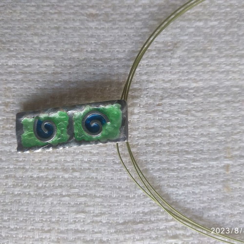 Handmade necklace with enamel on 950 silver, spiral design, new