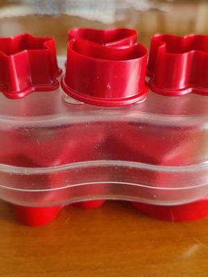 Tupperware Small Cookie Molds with Storage Box New
