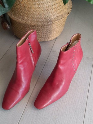 Zara leather ankle boots used, size 38, burgundy