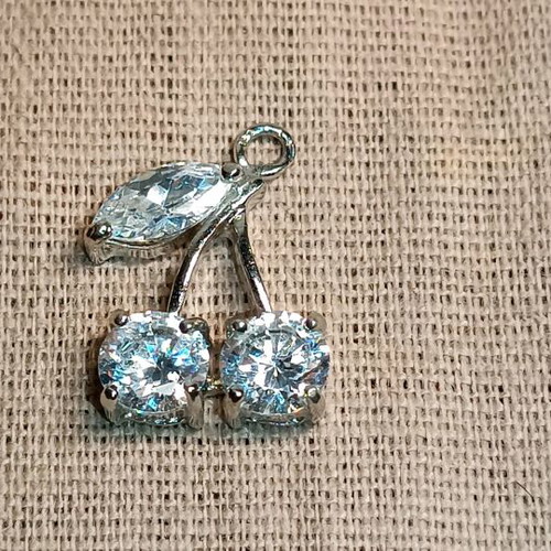 Necklace with stones like new