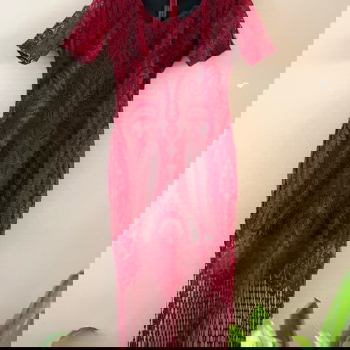 Дантелена рокля нова, размер М, червена