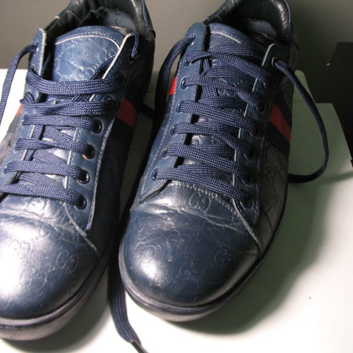 Gucci leather sneakers used, size 42.5, blue