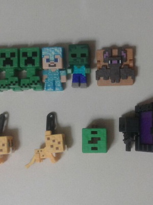 Kinder Minecraft συλλογή 10 φιγούρες καινούργιο