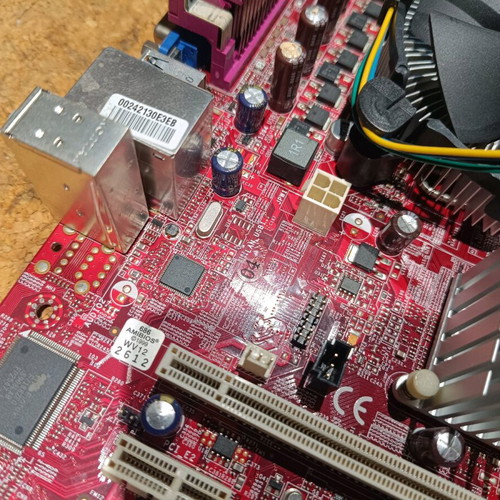 MSI G31M3-F motherboard used with Intel processor and heatsink