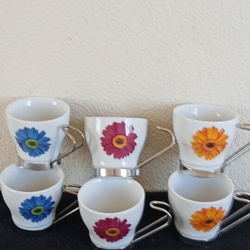 Set of 6 porcelain coffee cups with metal handles in 3 colors by taste&life