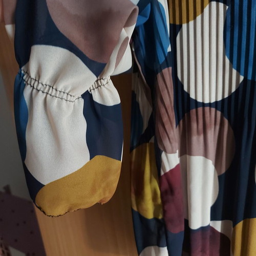 Blouse multicolored, like new, one size