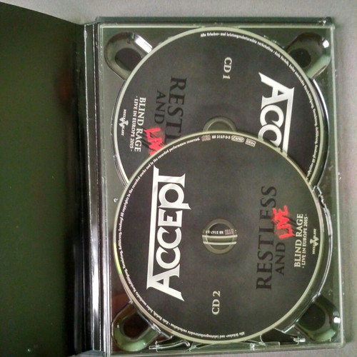 Accept Restless and Live Blu-ray used