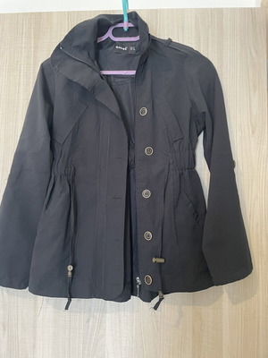Jacket parka μαύρο μεταχειρισμένο, μέγεθος S, ελαφρύ για άνοιξη-καλοκαίρι