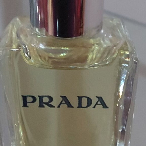 Prada Infusion d'Iris Eau de Parfum mini 5 ml like new