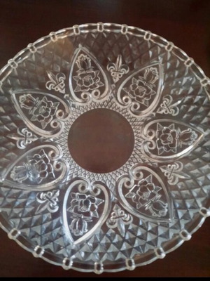 Crystal serving platter like new