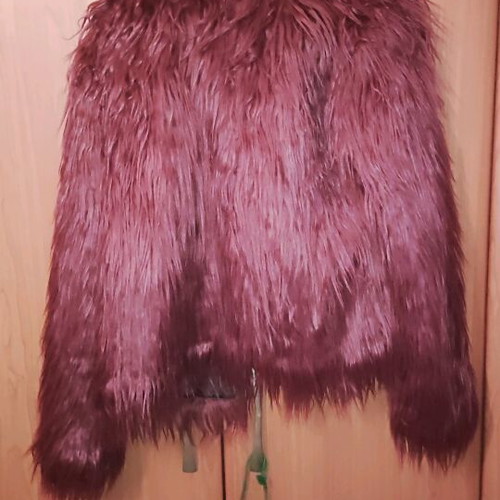Fur coat like new, red, size L