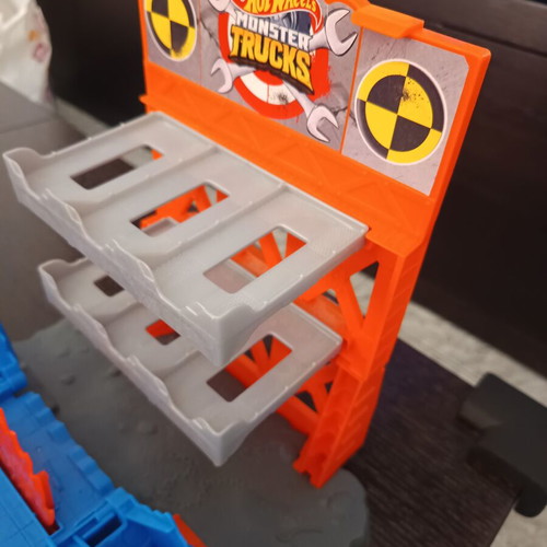 Hot Wheels Monster Truck Track like new with monster truck