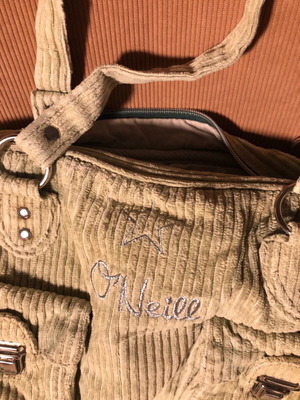 O'neill corduroy shoulder bag used, pistachio color