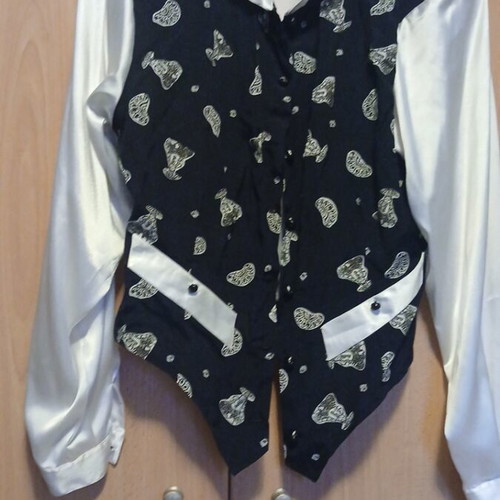 Women's satin and viscose shirt white and black like new, size L