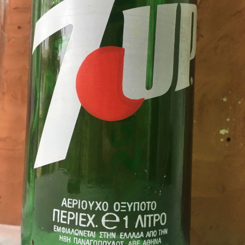 Set of Coca Cola 1 liter 1977 and 7UP 1 liter 1982 bottles