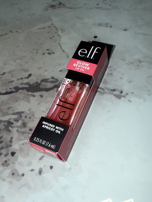 Elf Glow Reviver Lip Oil new, infused with apricot oil
