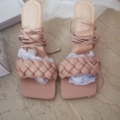 Bozikis beige platform sandals size 38