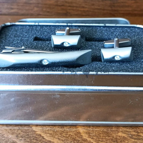 Salvanii cufflinks and tie clip set new, silver
