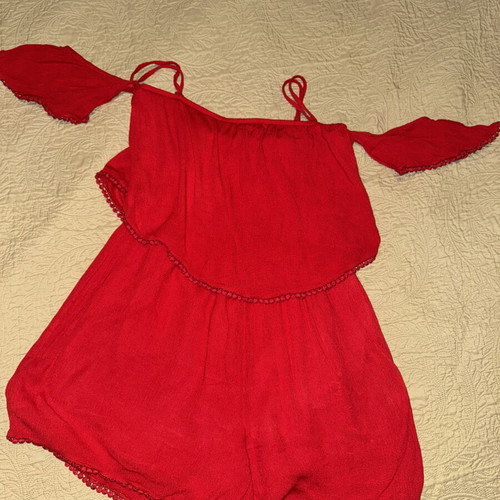 Amisu Red One-Piece Jumpsuit like new, size M