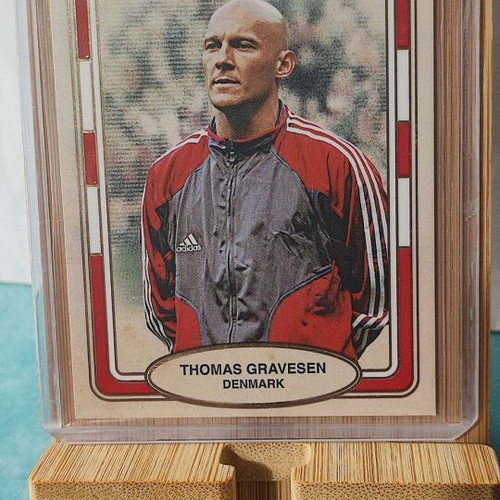2025 Futera World Football Unique Edition 21 Cult Heroes Thomas Gravesen card near mint