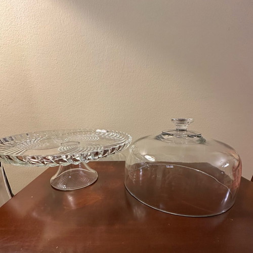 Glass cake stand with lid like new, 30cm diameter