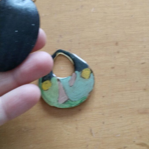Pendant like new, set of two pieces