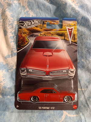 Hot Wheels Silver Series '66 Pontiac GTO brand new on card