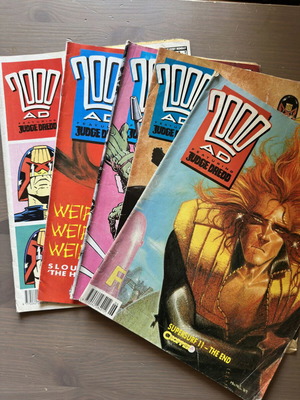 2000 AD με Judge Dredd, 5 τεύχη μεταχειρισμένα του 1989