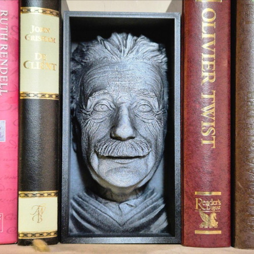 Einstein Bookend new