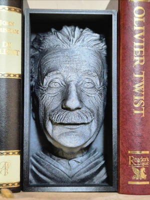 Einstein Bookend new
