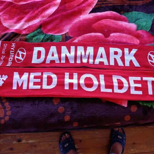 Sports scarves like new, set of 2, length 140 cm