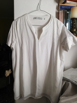 Bianca white blouse size L 40 chiffon front, cotton back, like new