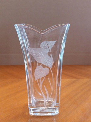 Vintage Italian glass vase with leaf engraving, mid-century 70s